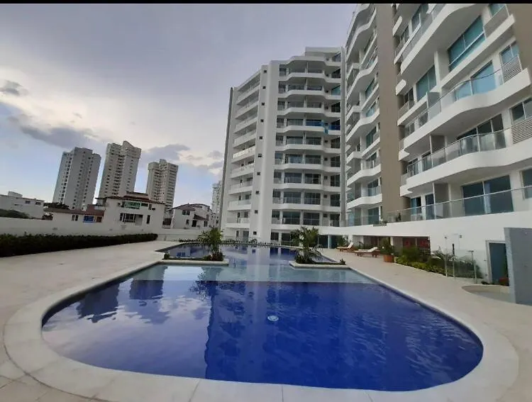Apartamento Edificio Aragoa, Rodadero sur, santa Marta Colombia